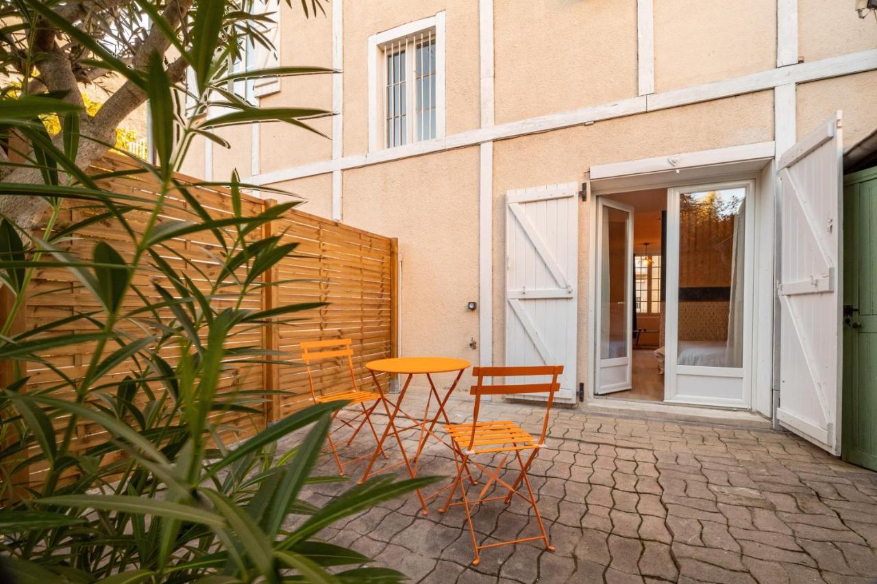 Le Vintage Appartement Tarbes Buitenkant foto